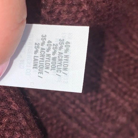 Aerie Sweater Size Small NWT - Picture 3 of 3